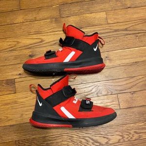 Nike lebron soldier 13